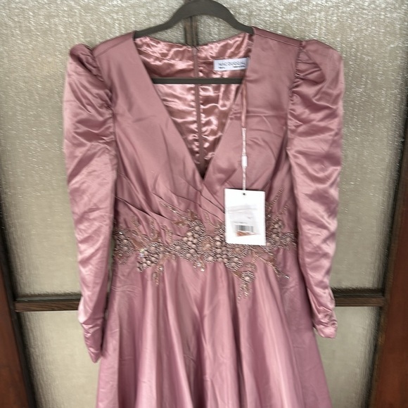 Mac Duggal LONG SLEEVE EMBELLISHED GOWN  in Raspberry size 10 NEW $798 - Picture 9 of 16